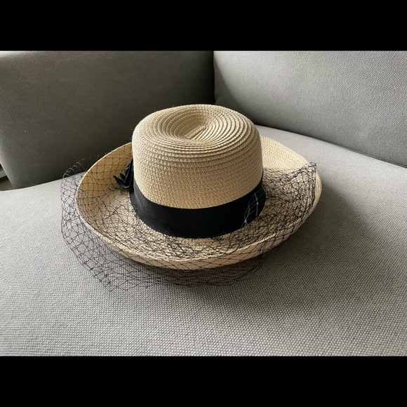 Brand new Fascinator Hat - Picture 9 of 10